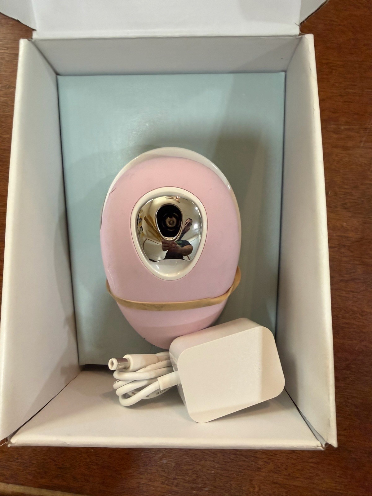 Device &ndash; Includes Charging Dock