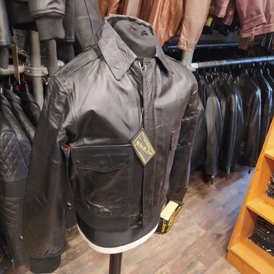 A-2 Lost Contract Herren  Piloten Lederjacke Schwarz  Stierleder Größe L Neu