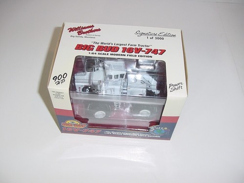 1:64 Big Bud 16V-747 Set of 3 Tractors NIB! 760, 900, & 900 Signature Edition! - Picture 3 of 5