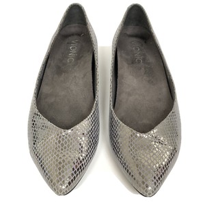 Vionic para mujer Talla 6.5 caballo de plata de impresión de Serpiente  Zapatos De Ballet Zapatos sin Taco Sin Puntera Puntiaguda | eBay