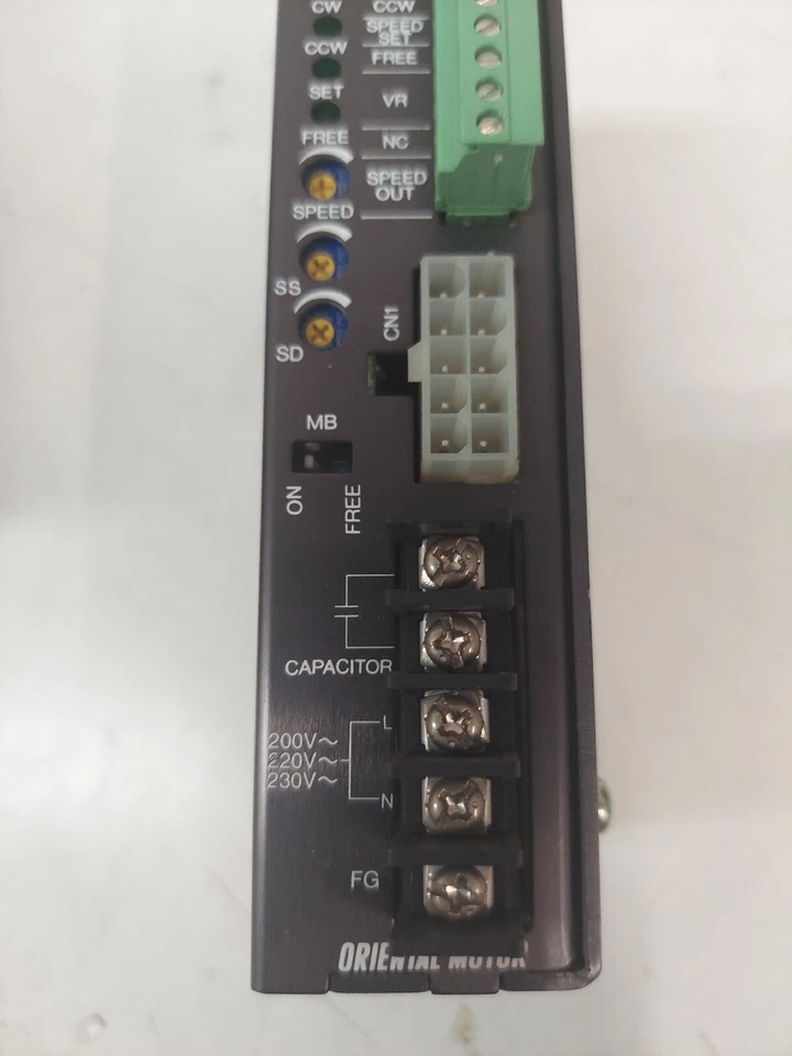 Controlador de velocidad de motor oriental MSP-2W AC 200/230V 50Hz 1,4 parece sin usar 6 disponibles Foto 4 de 4