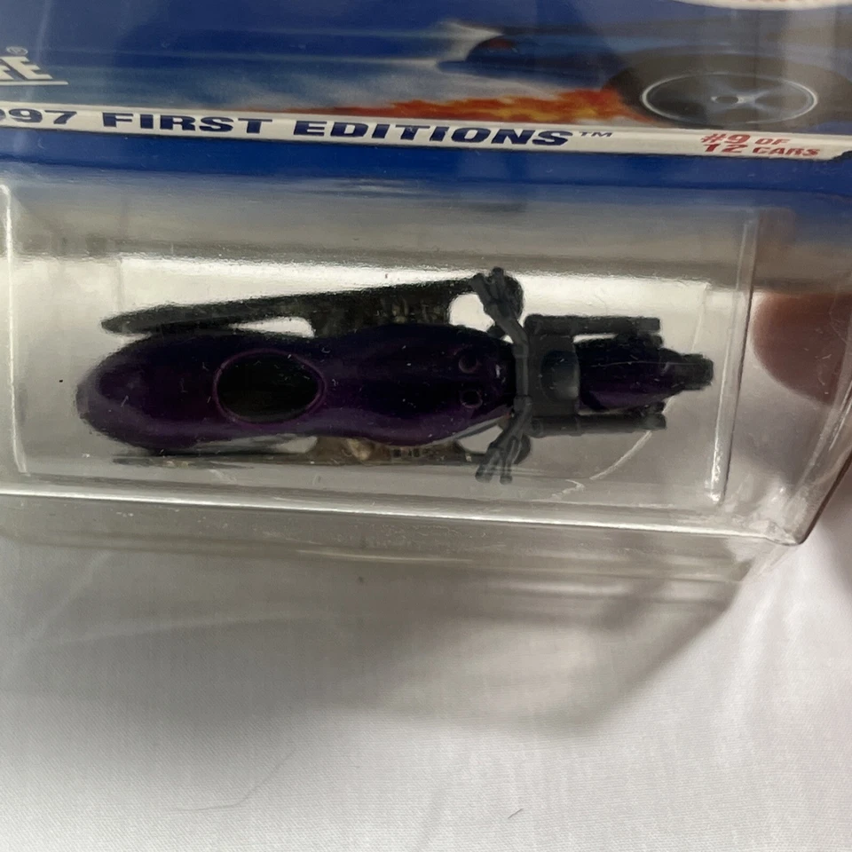Hot Wheels 1997 First Editions 9/12, Scorchin' Scooter #519, Purple ~ NEW SEALED - Image 3 of 4