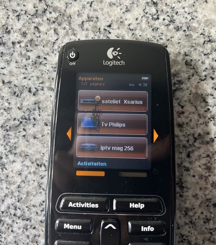 Logitech Harmony One + Mando a distancia universal con base y cargador PROBADO - Imagen 4 de 8
