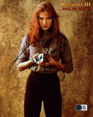 TERRY FARRELL SIGNED 8x10 PHOTO HELLRAISER III HELL ON EARTH RARE BECKETT BAS