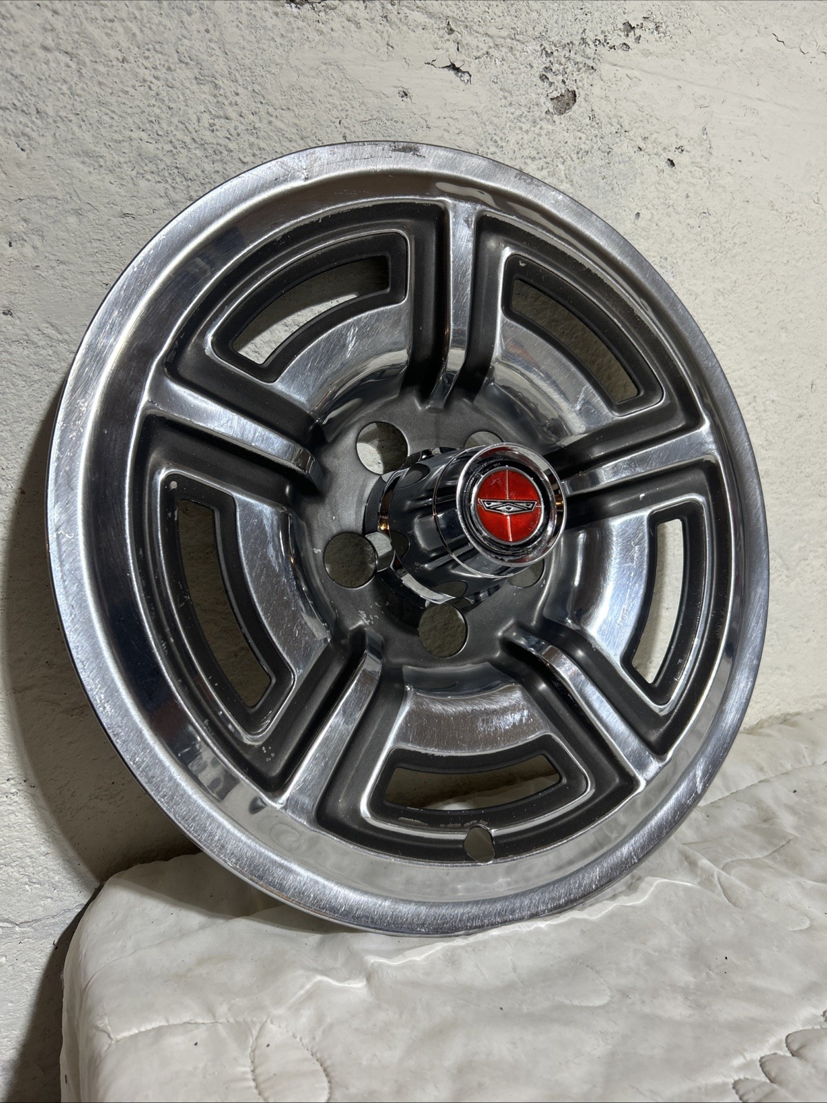 1966-1969 Ford Galaxie Mustang 7 Litre 15” Wheel Cover Hub Cap