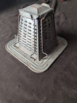 Antique Primitive Pyramid Toaster 4-slice Tin Metal Rustic Stove Top Campfire