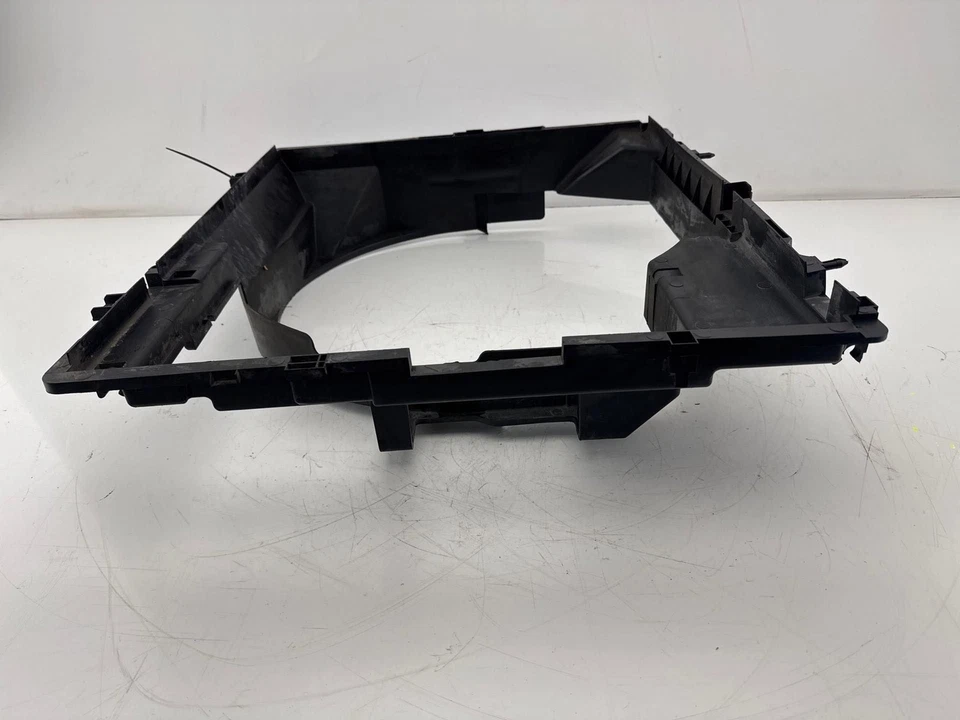 Cubierta del ventilador de refrigeración del radiador Nissan Pathfinder 2005-2007 OEM Foto 4 de 4