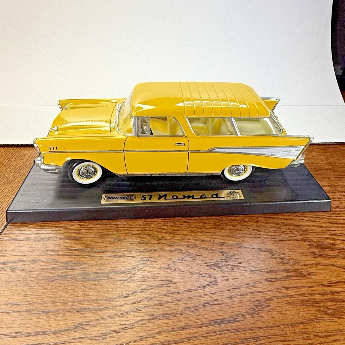 Chevrolet 1:18 1957 Vehicle Year Vintage Manufacture Diecast Cars