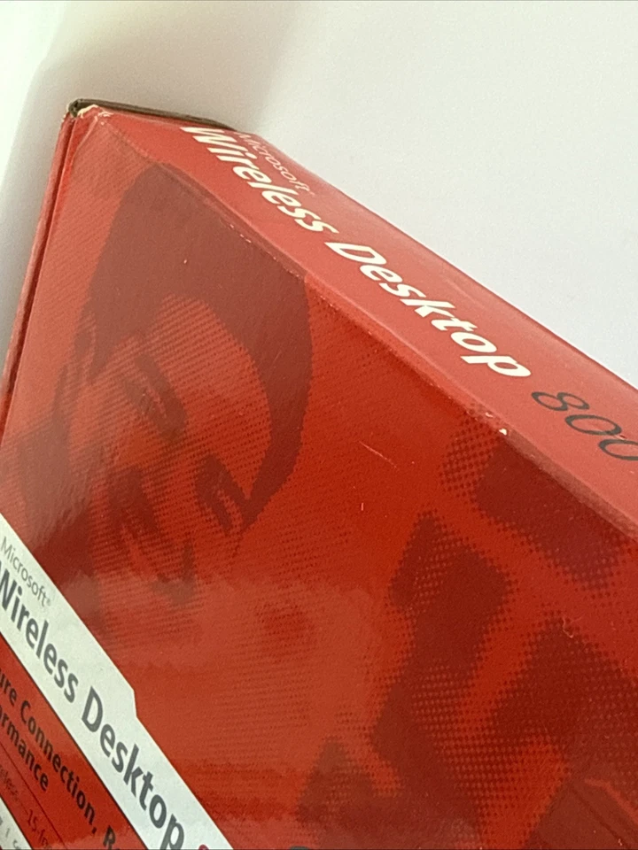 Microsoft Wireless 800 Desktop Keyboard & Mouse Bundle (USB Dongle) 2LF-00001 - Image 2 of 4