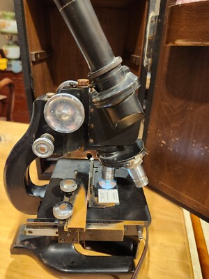 Vintage American Optical Spencer AO Microscope Black W/Case and Extra Slides