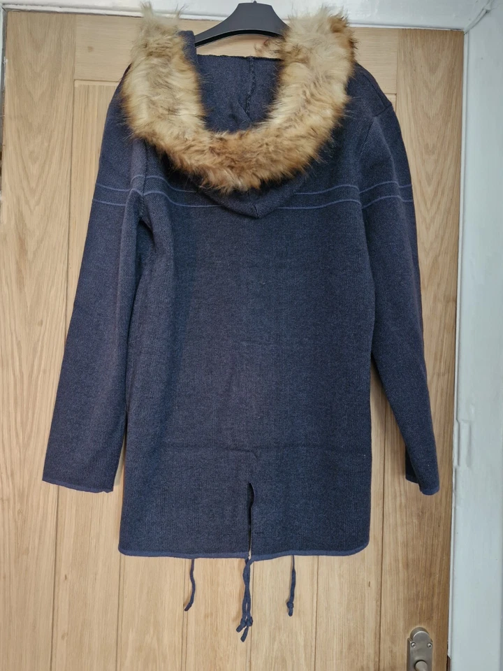 Nwt Navy heavy weight fur trim hooded coatigan size 10/12 - Image 4 of 4