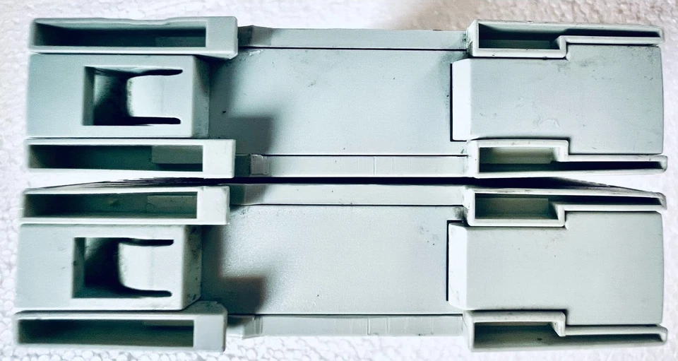 FUENTE DE ALIMENTACIÓN CONMUTADA CARLO GAVAZZI SPD05181 AC/DC 18W 5V (LOTE DE 2 UNIDADES) Foto 2 de 4