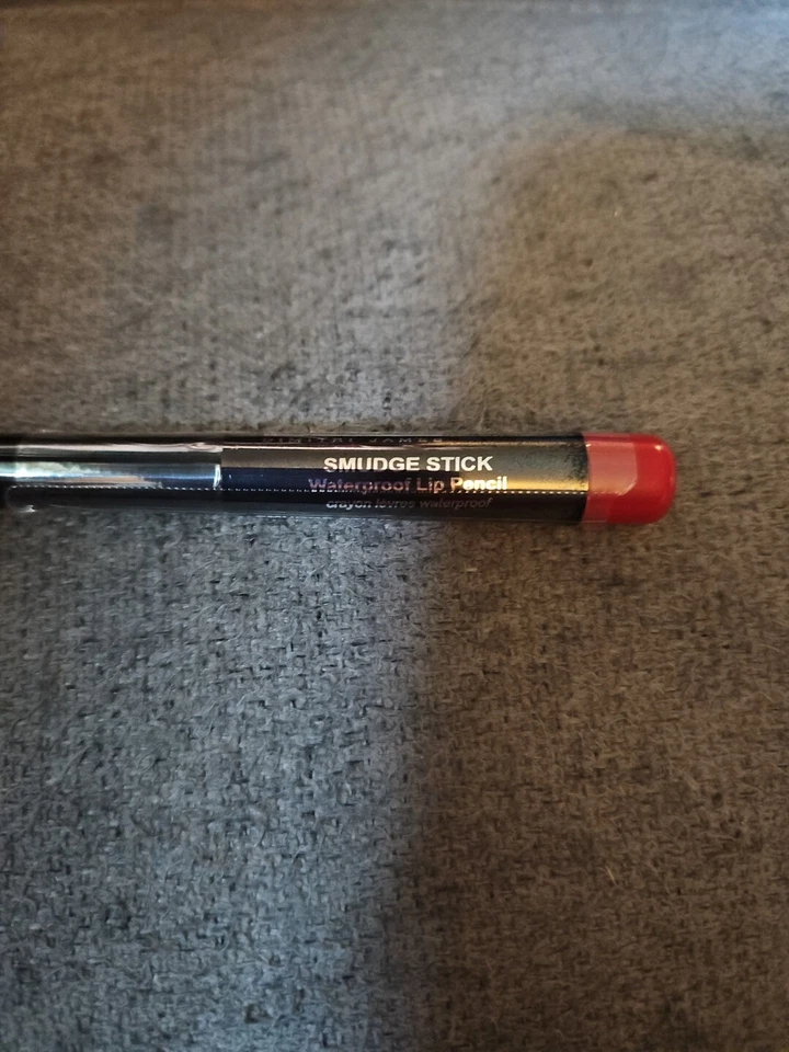 Skinn Dimitri James Smudge Stick водонепроницаемый карандаш для губ красный теплый 0,04 унц - Изображение 2 из 4