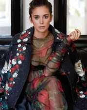 NINA DOBREV 8x10 PHOTO *