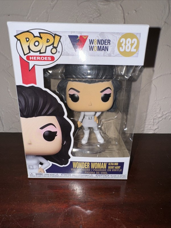 Wonder Woman Funko POP Vinyl Figure | Ultra Mod Secret Agent Wonder Woman