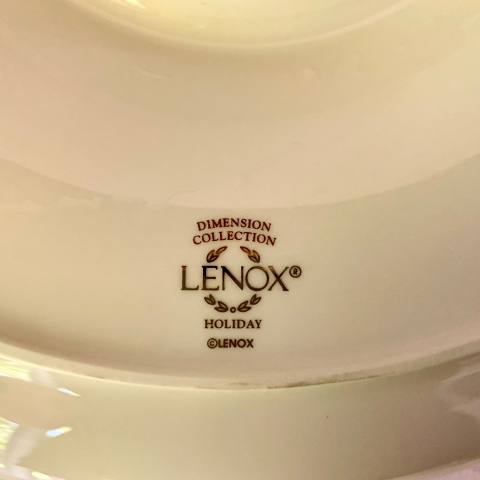BEAUTIFUL LENOX HOLIDAY CHRISTMAS LARGE CHIP & DIP SERVING DISH, HOLLY