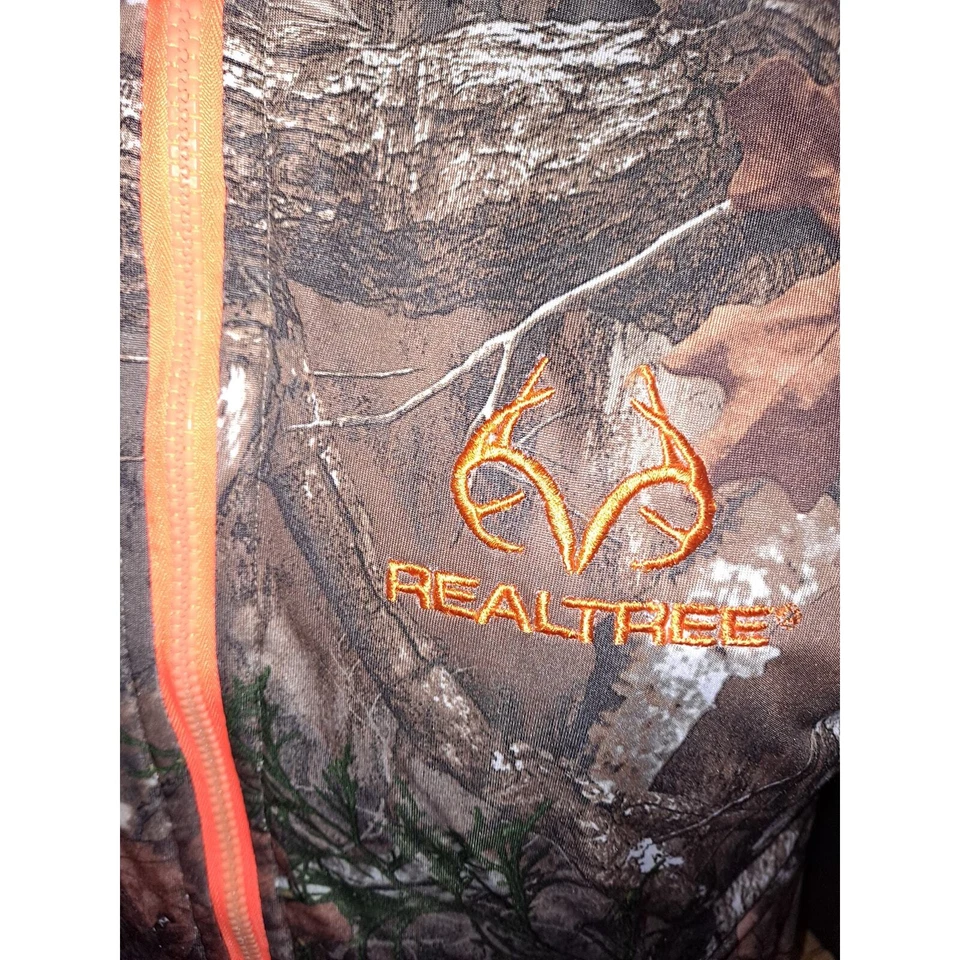 RealTree Edge Full Zip Camo Vest Reversable Black and Camo - Image 4 of 4