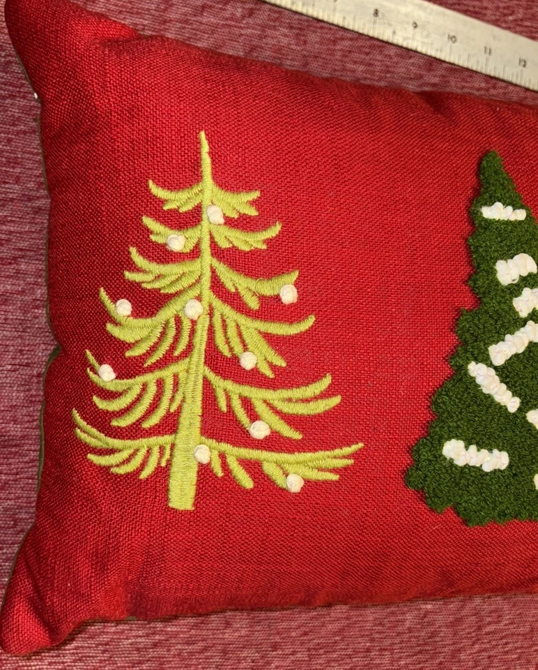 Threshold TM Bordado Árbol Lumbar Navidad Almohada Roja Decoración del Hogar Foto 3 de 4