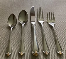5 Pc Place Setting GOLDEN ROSECLIFF Reed & Barton Stainless 18/8 Japan Flatware