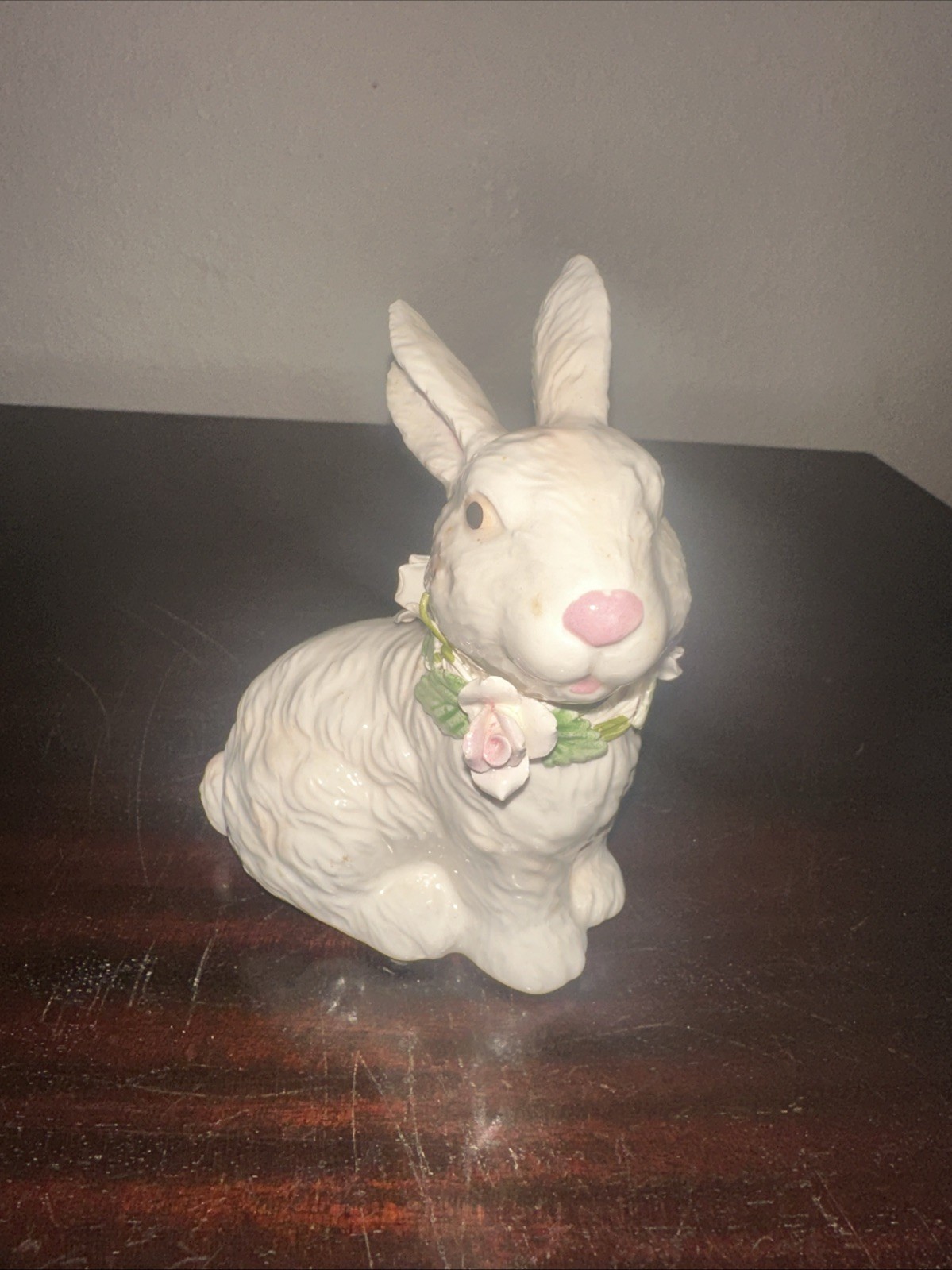 CERAMIC PORCELAIN BUNNY FIGURINE Hand Painted 4.5