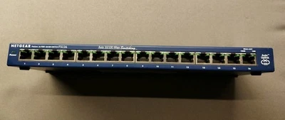 Commutateur Ethernet 16 Port NETGEAR FS116 Prosafe 16 Port 10/100 - Photo 1/4