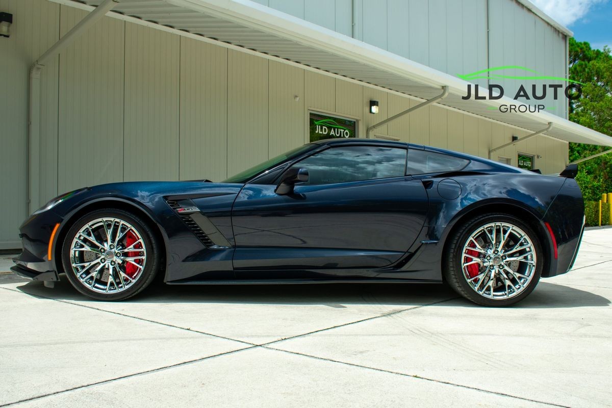 2016 Blue Chevrolet Corvette   | C7 Corvette Photo 3