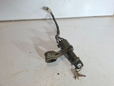 Isuzu Trooper 1991 Essence Verrouillage de commutateur d'allumage 836886