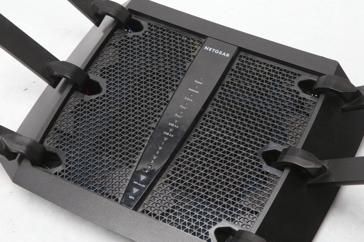 NETGEAR Nighthawk X6 Smart Wi-Fi Router R8000 AC3200 Tri-band
