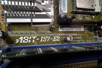 ABIT IS7-E2 V.1.0 Socket 478 Intel i865PE Motherboard +CPU 2.40GHz