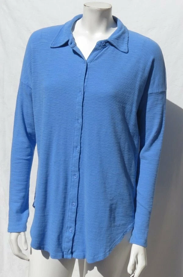 Camisa Top MOD-O-DOC Para Mujer Textura Lavanda Algodón Tejido Espalda Dividida Talla US M USADA EN EXCELENTE ESTADO Foto 2 de 4