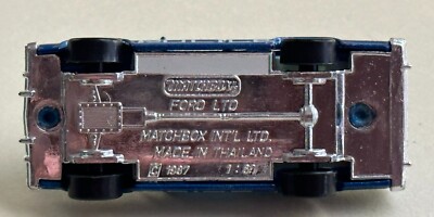 Matchbox 1987 Ford Crown Victoria Vic LTD State Police Blue SP16 1