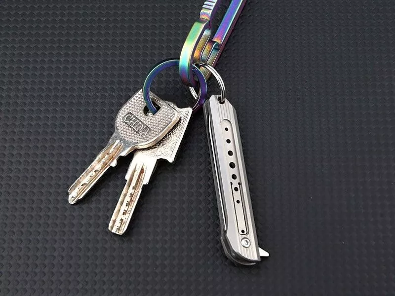 Titanium Alloy Pocket Folding Knife D2 Steel Blade Outdoor EDC Keychain Tool Titanium Alloy Pocket Folding Knife D2 Steel Blade Outdoor EDC Keychain Tool
