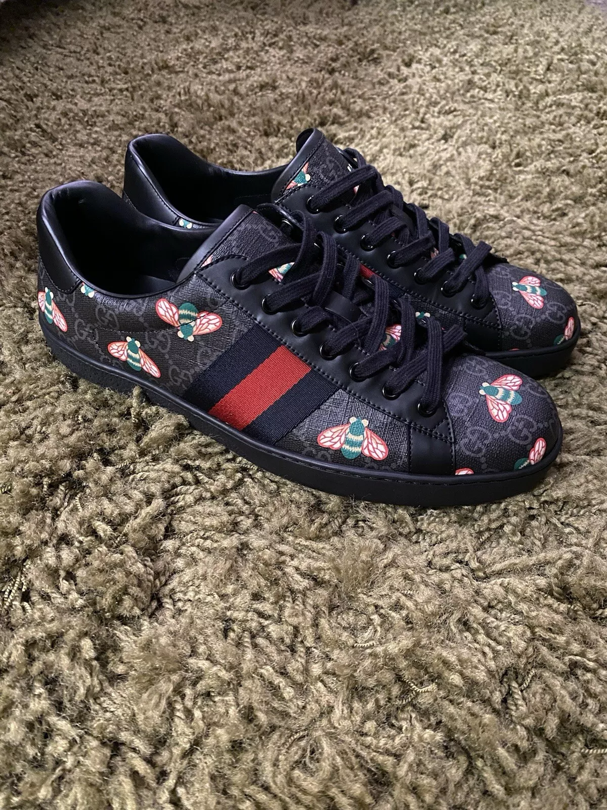 Gucci Ace Bestiaire Noir GG Supreme Bees