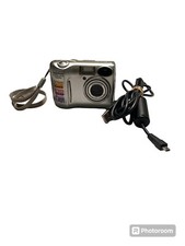Nikon Coolpix 5600 Camera working with 512 Mb SD card. VG condition tested.