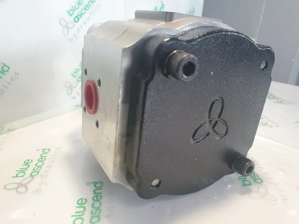 Hydraulikpumpe MB TRAC 800, 900, 1000 EIPS2-16 644, 6000200139, IPF3-13 644 - Bild 2 von 3