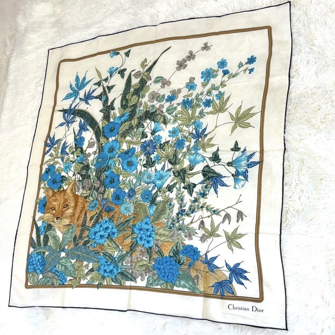Christian Dior foulard en soie blanc bleu renard motif floral 85x83cm pour femme