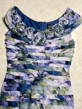 adrianna papell Shutter Pleat dress 6 floral