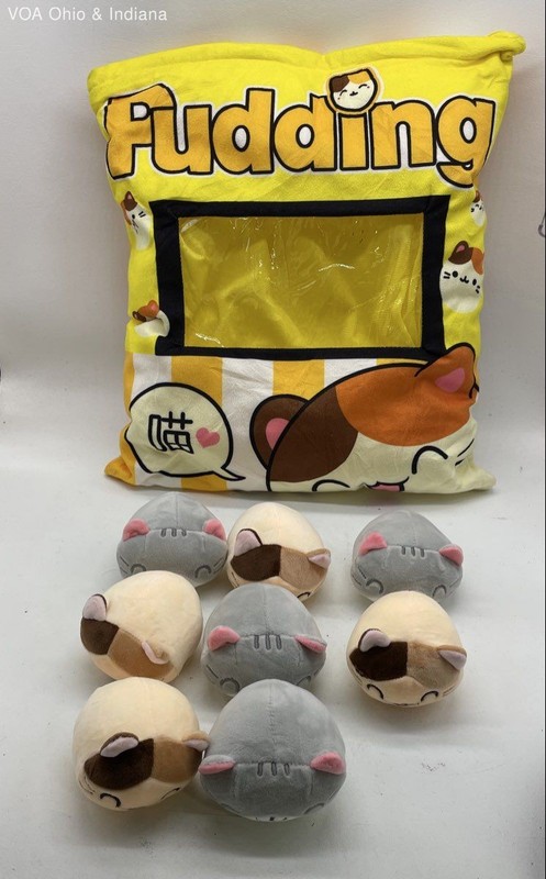 Pudding Cat Snack Bag Plush Pillow Set With 8 Mini Cat Plushies Yellow