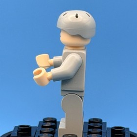 LEGO: Rebel Technician (SW0082) - From Star Wars Set 6207 (2006) - RETIRED! HTF