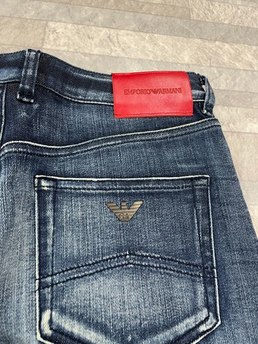 Fabrycznie nowe z metką Emprorio Armani Damskie dżinsy slim fit w kolorze dżinsowym niebieskim Rozmiar: 25 - Zdjęcie 3 z 4