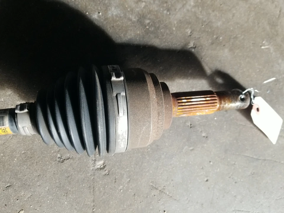 Eje de transmisión delantero Nissan Versa sedán 07-12 tracción delantera 39101-EL005 Foto 3 de 4