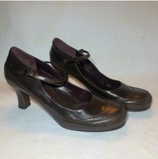 Vintage Via Spiga Made in Italy Leather Mary Jane Pumps Brown 9.5M