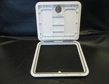 INNOVATIVE PRODUCT SOLUTIONS DECK HATCH 18 1/4" X 16 1/4" WHITE MARINE BOAT