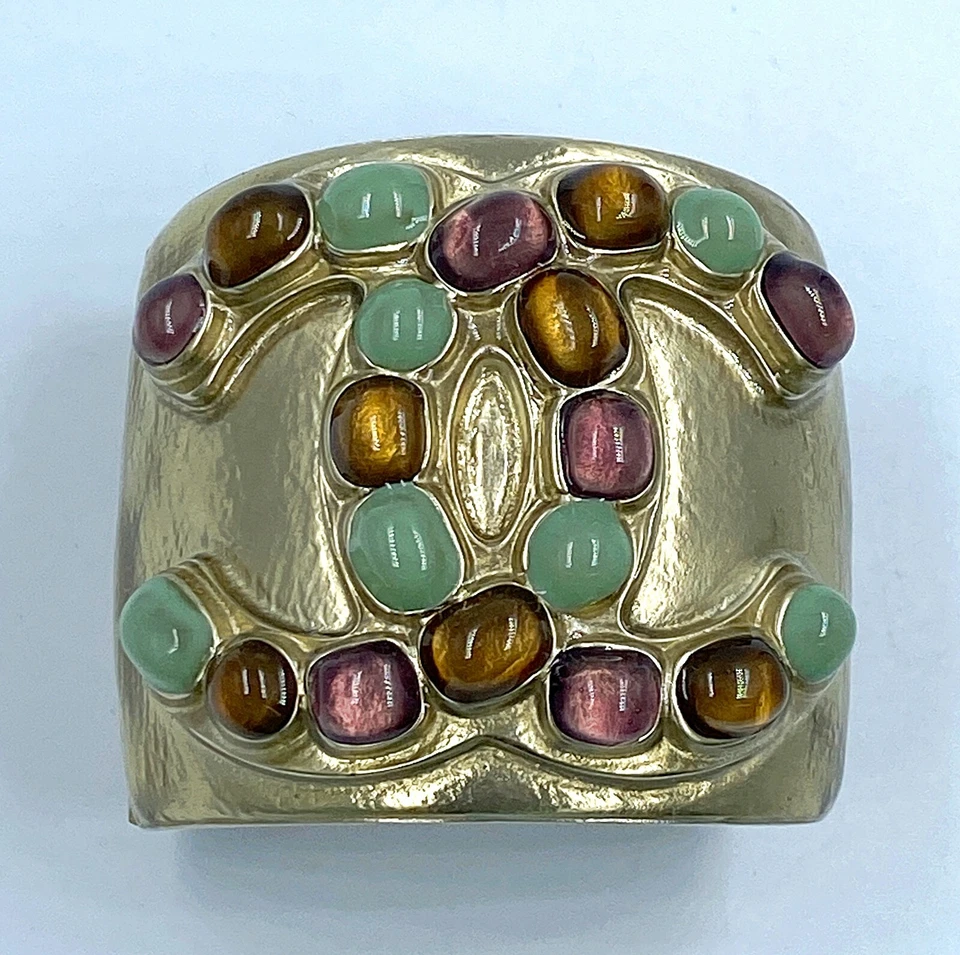 NUEVO CON ETIQUETAS BRAZALETE CHANEL CC oro metal vidrio cuentas otoño 2018 grueso Foto 3 de 4