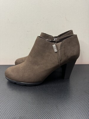 Anne Klein Xland Bootie Size: 7M Color: Brown