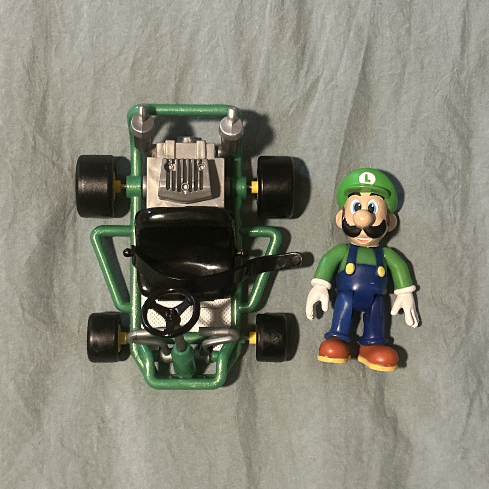 Luigi Figure & Kart Toy Biz Mario Kart 64 (N64 1999) *read desc