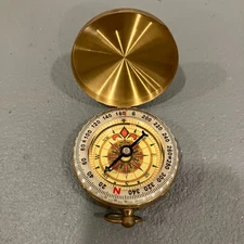 Basic Retro Compass Gold Color Working