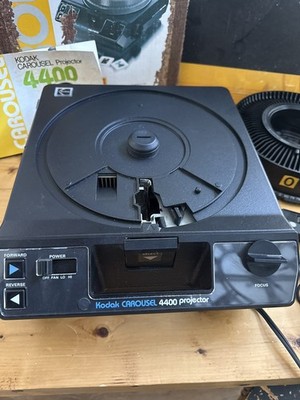 KODAK Carousel 4400 Slide Projector with Box, Remote, Tray, Lens & Manual
