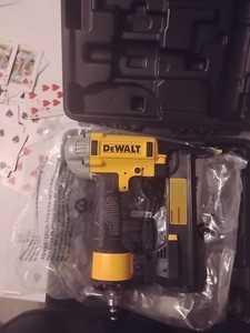 DEWALT 18 Gauge Finish Stapler (DWFP1838-6404283) Used But In Great Condition