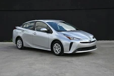 2022 Toyota Prius LE Hatchback 4D